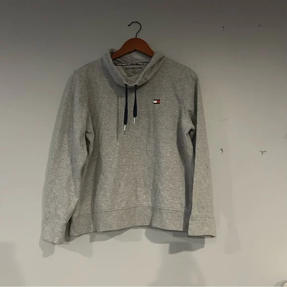 [Tommy Hilfiger Sport] Funnel Sweatshirt - Picture 2 of 8